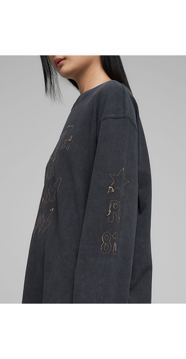 刺しゅう入り ボーイフィットロングTシャツ 詳細画像